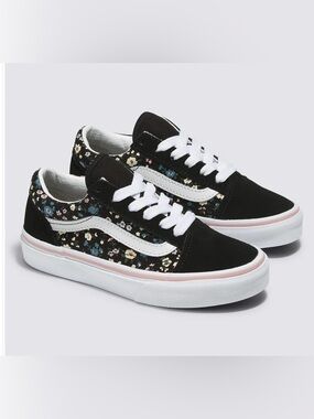 VANS
OLD SKOOL V BOQ
Dark Floral
US 6 EUC